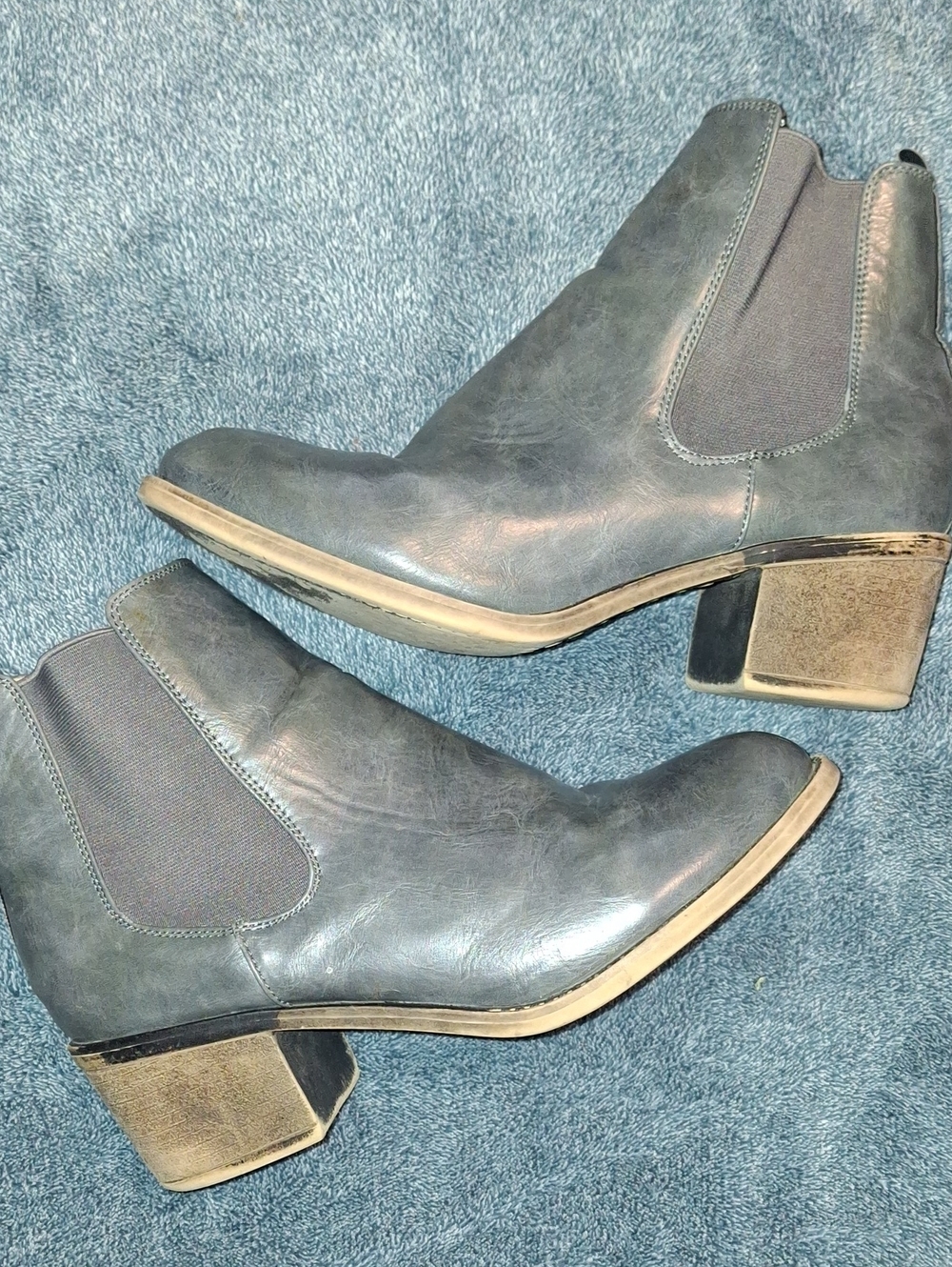 Maurices "Bella" Classic Women's Chelsea Ankle Boots in Gray